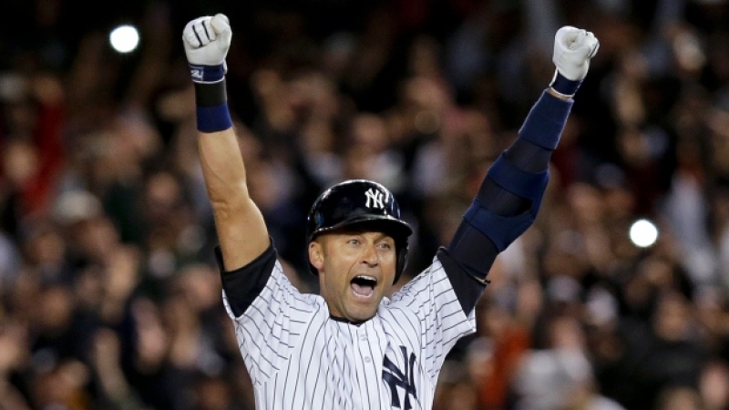 En una mágica noche en el Bronx, Jeter se viste de héroe en su despedida 