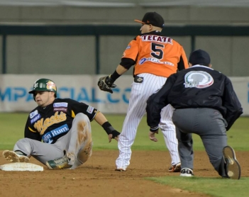 Semifinales empatadas en la Liga Mexicana del Pacífico; Tecuala, abajo en la final