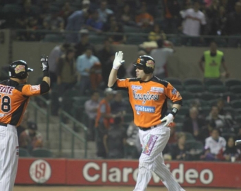 Buen comienzo para los Naranjeros de Matías Carrillo en los pléiofs; Morejón, Guante de Oro