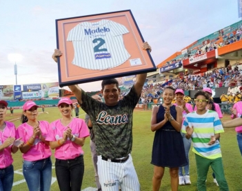 Morejón y Suárez, entre las luminarias de la LMB en 2013; los Diablos, a luchar por su vida hoy