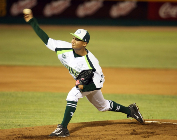 García firma con los Cachorros en otra dura jornada en el diamante para los Leones