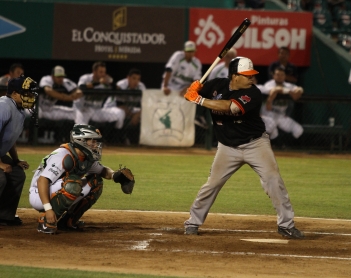 Reyes da un último éxito a los Leones; duelo de eliminación con recuerdos para Yucatán