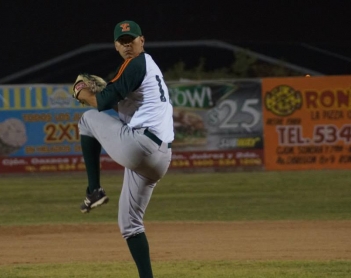 Los Leones tropiezan en Sonora; Ramírez, de 1er. bate, y Araujo, en la inicial