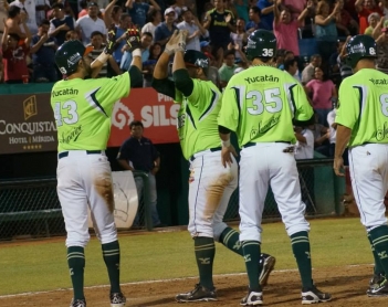 Grand slam de Reyes, paliza a Walter Silva y quinto éxito en fila de Yucatán